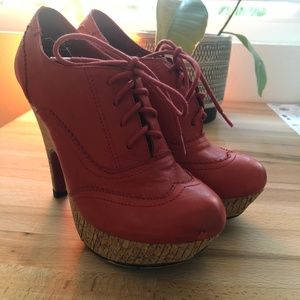Rubasse Red platform booties/heels size 36/6 EUC
